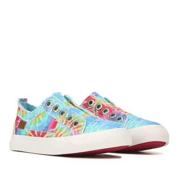 New! BLOWFISH Malibu Big Girl Play-K Sneakers Canvas Shoe Tie Dye Slip-on Size 4 - Picture 1 of 10
